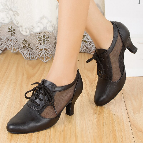 Chaussures bottines coloris noir - Talons de 6cm
