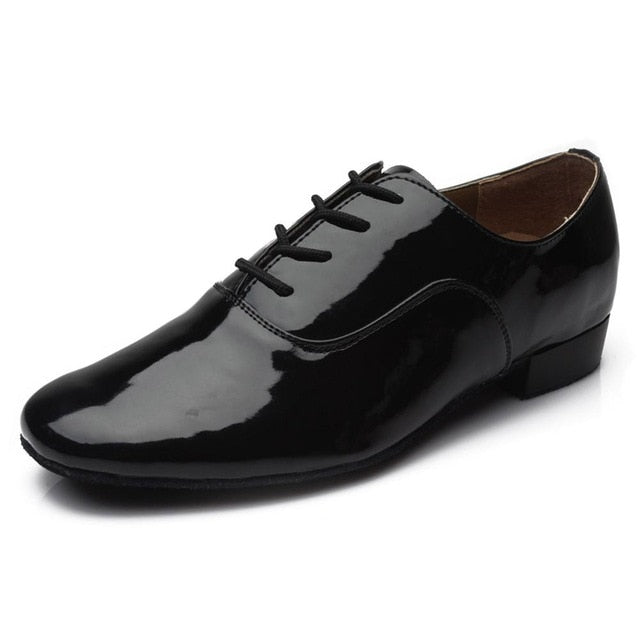 Chaussures de danse pour hommes - Sneakers à lacets - Coloris au choix: noir, blanc, or, argent - Au choix styles vernis ou mate - 2 hauteurs de talons disponibles - Dance Store