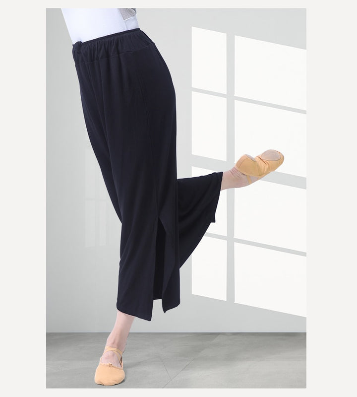 Pantalon danse ample fendu sur les côtés