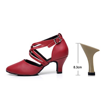 Chaussures de danse fermées coloris rouge - Talons de 5 à 8.3cm